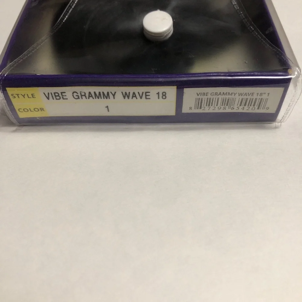 Outre Vibe Grammy Wave 18 Inch Color #1 Black Hair Extensions Weave New